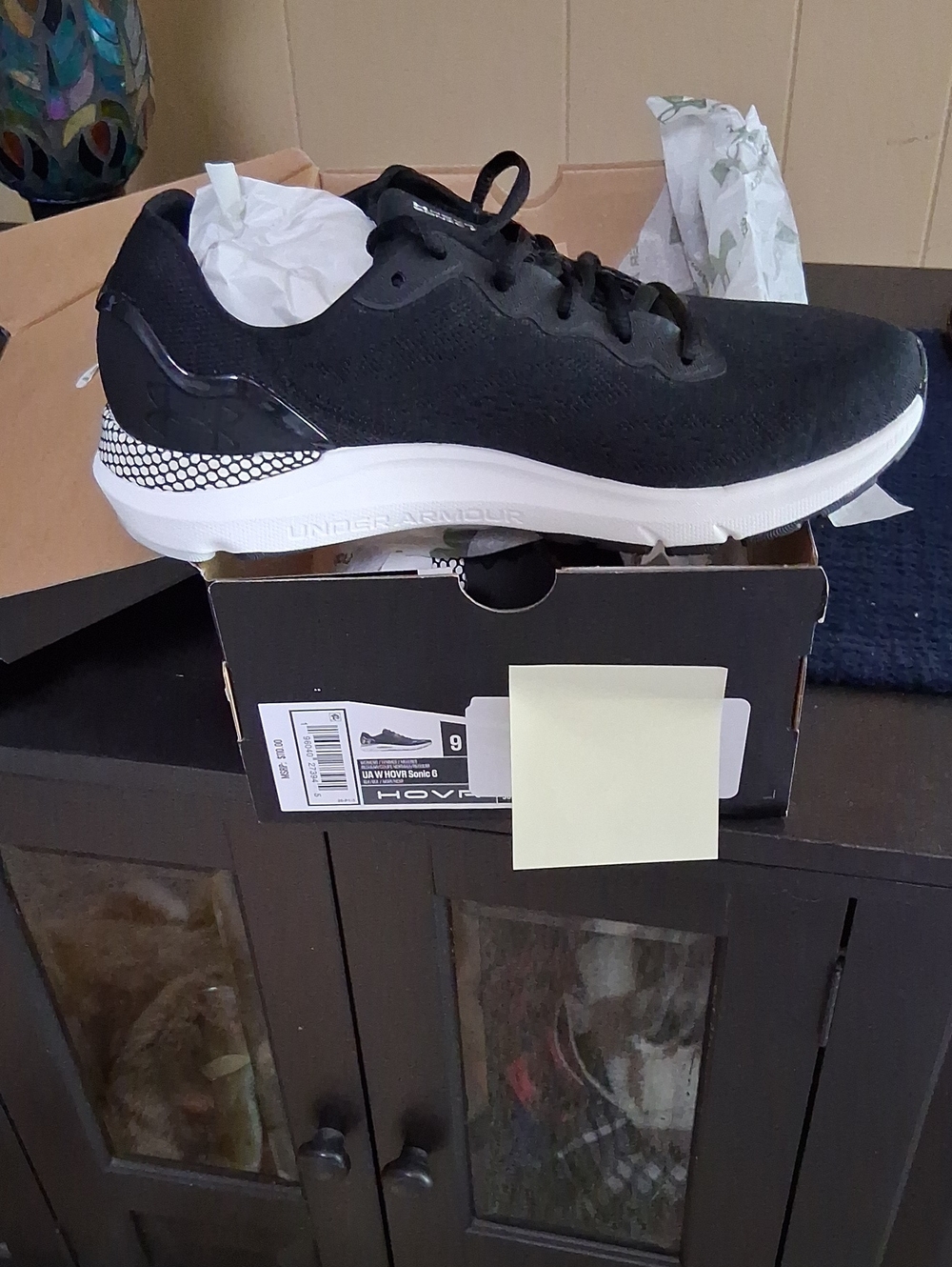 Under Armour Womens Black and White Athletic Trainer